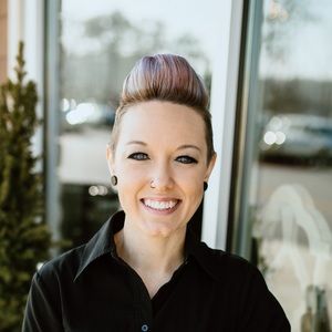 Meet your Posher, Angie